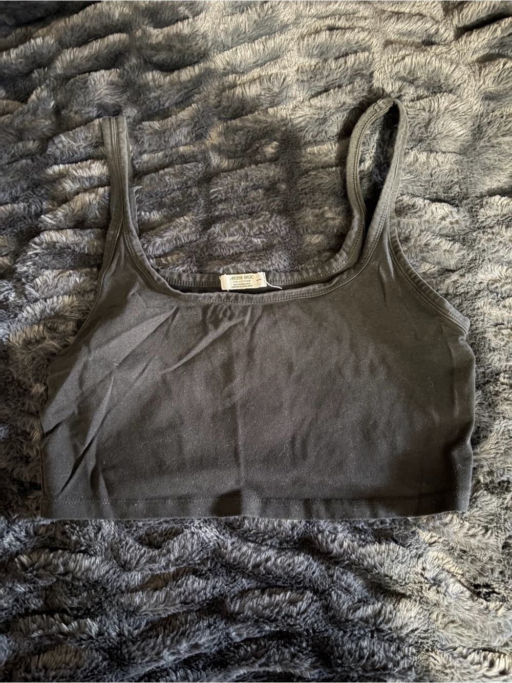 black crop top